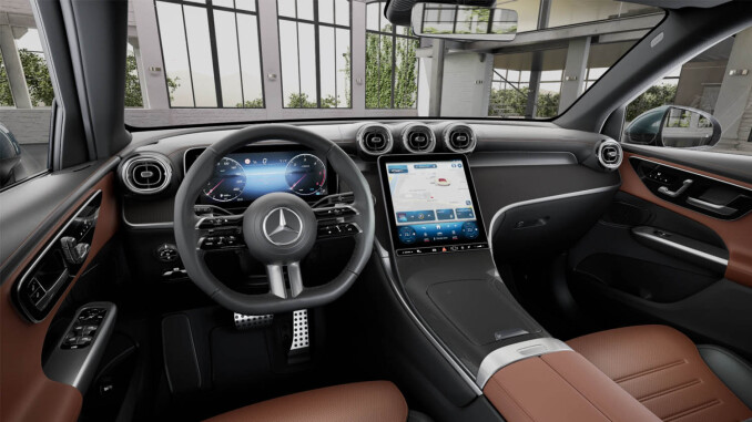 Mercedes-Benz GLC 300 4Matic AMG Line Prem [Pan] 5dr 9G-Tronic Petrol Estate - Image 3